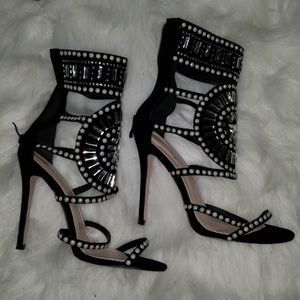 Shoes - Pearl studded heels Shoes - Pearl studded heels